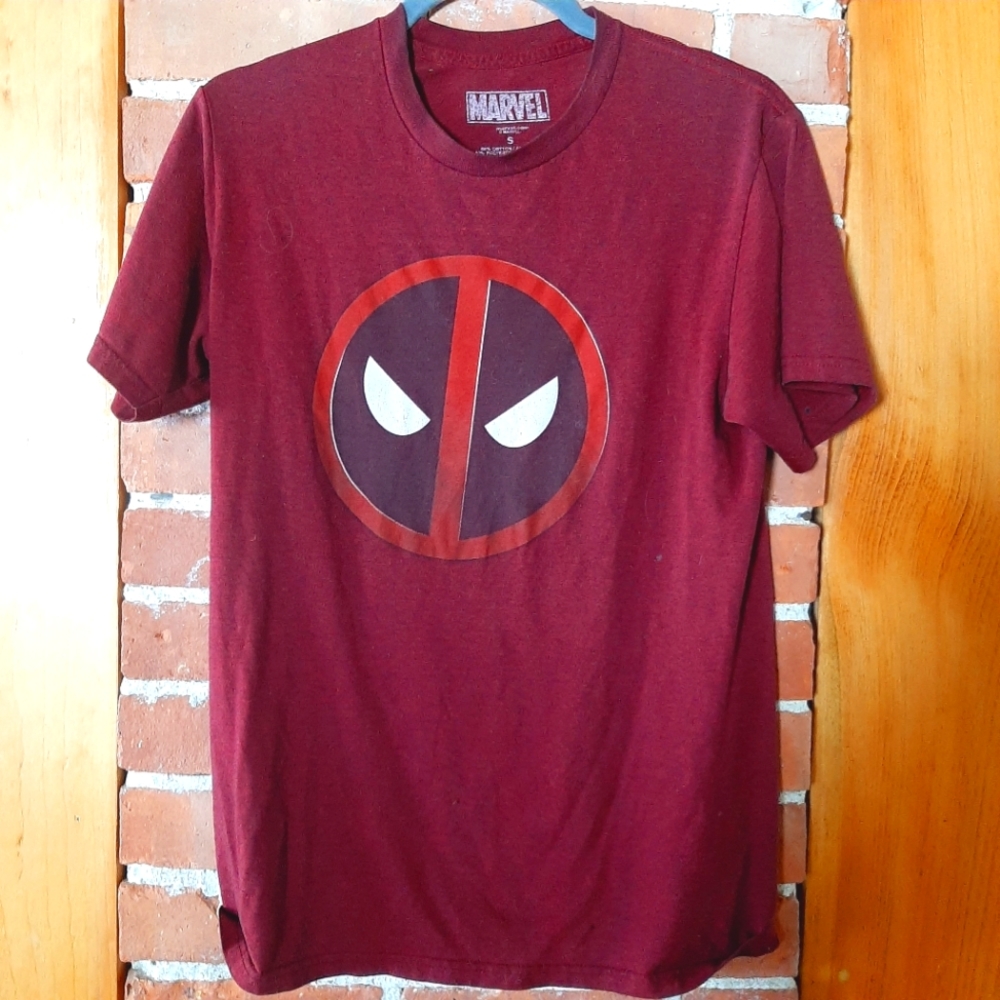 Deadpool t-shirt
